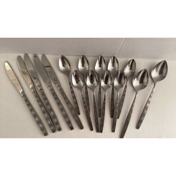 Lot Oxford Hall Stainless Flatware Japan OXH140 Discontinued 17 Pieces - Picture 1 of 7